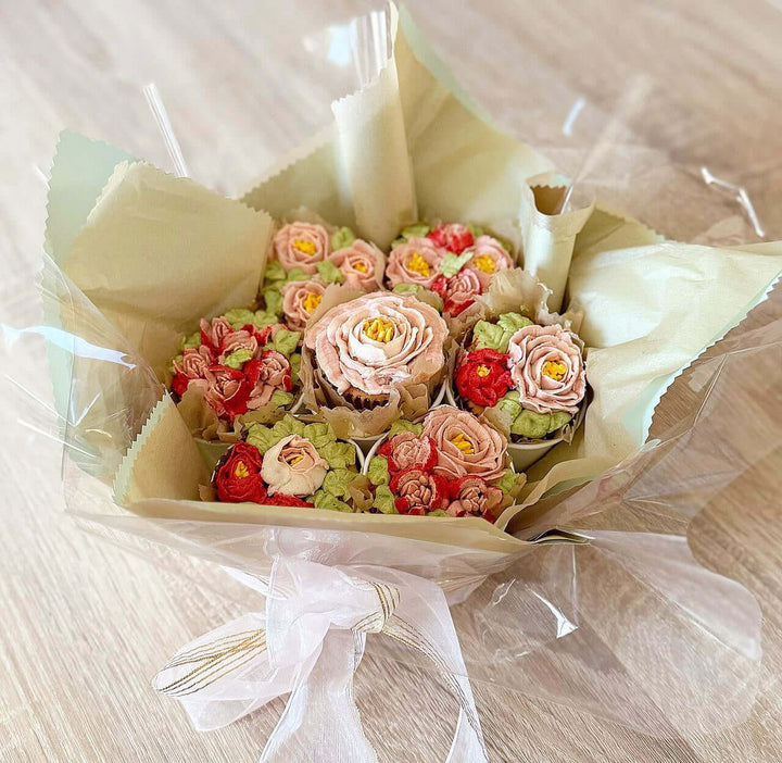 Cupcake-Bouquet-Floral-Smaller-7-DodoMarket-delivery-Mauritius