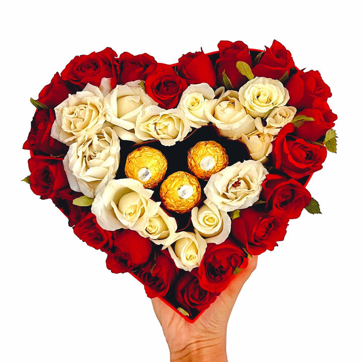 Heart-Chocos-Flower-Box-Small-DodoMarket-delivery-Mauritius