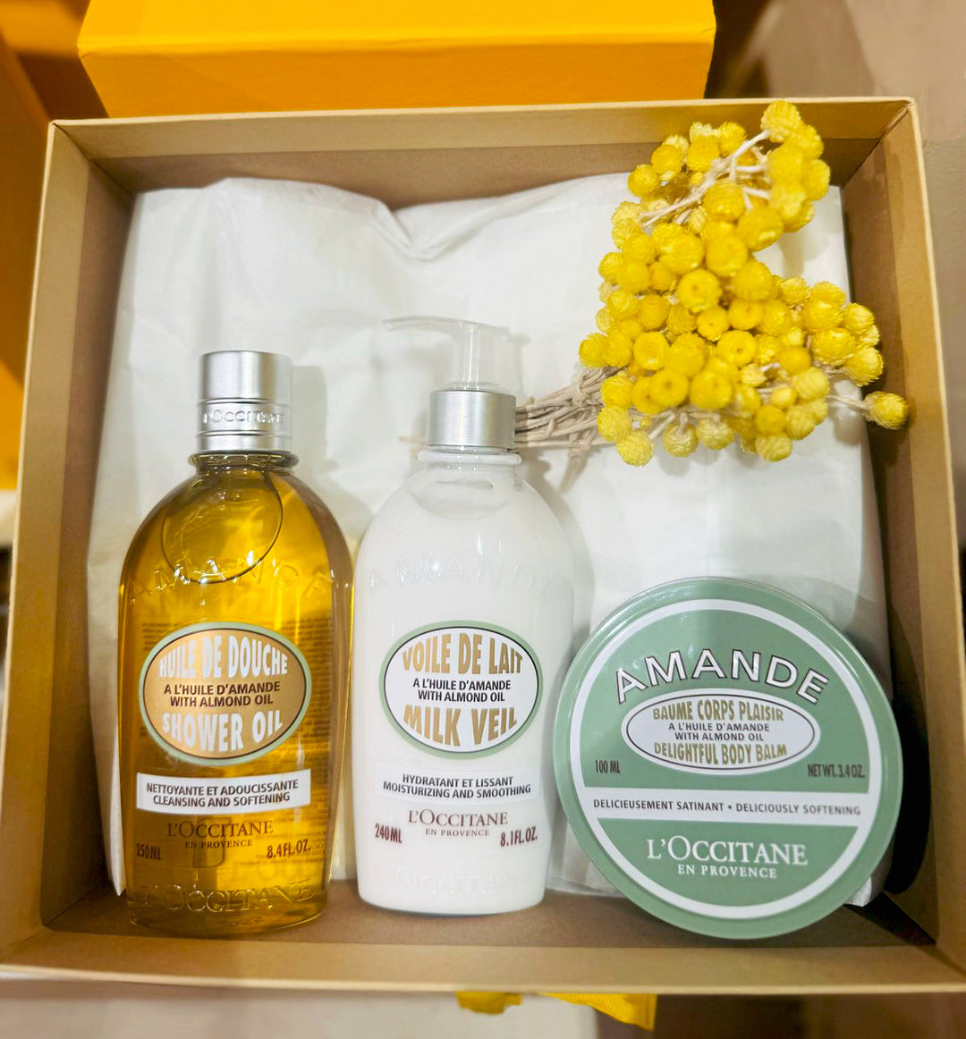 L_Occitane-Almond-Giftset-Caring-Trio-DodoMarket-delivery-Mauritius