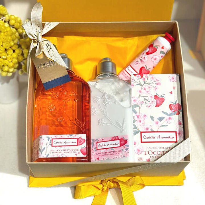 L_Occitane-Cherry-Amoureux-Deluxe-gift-set-Dodomarket-delivery-Mauritius