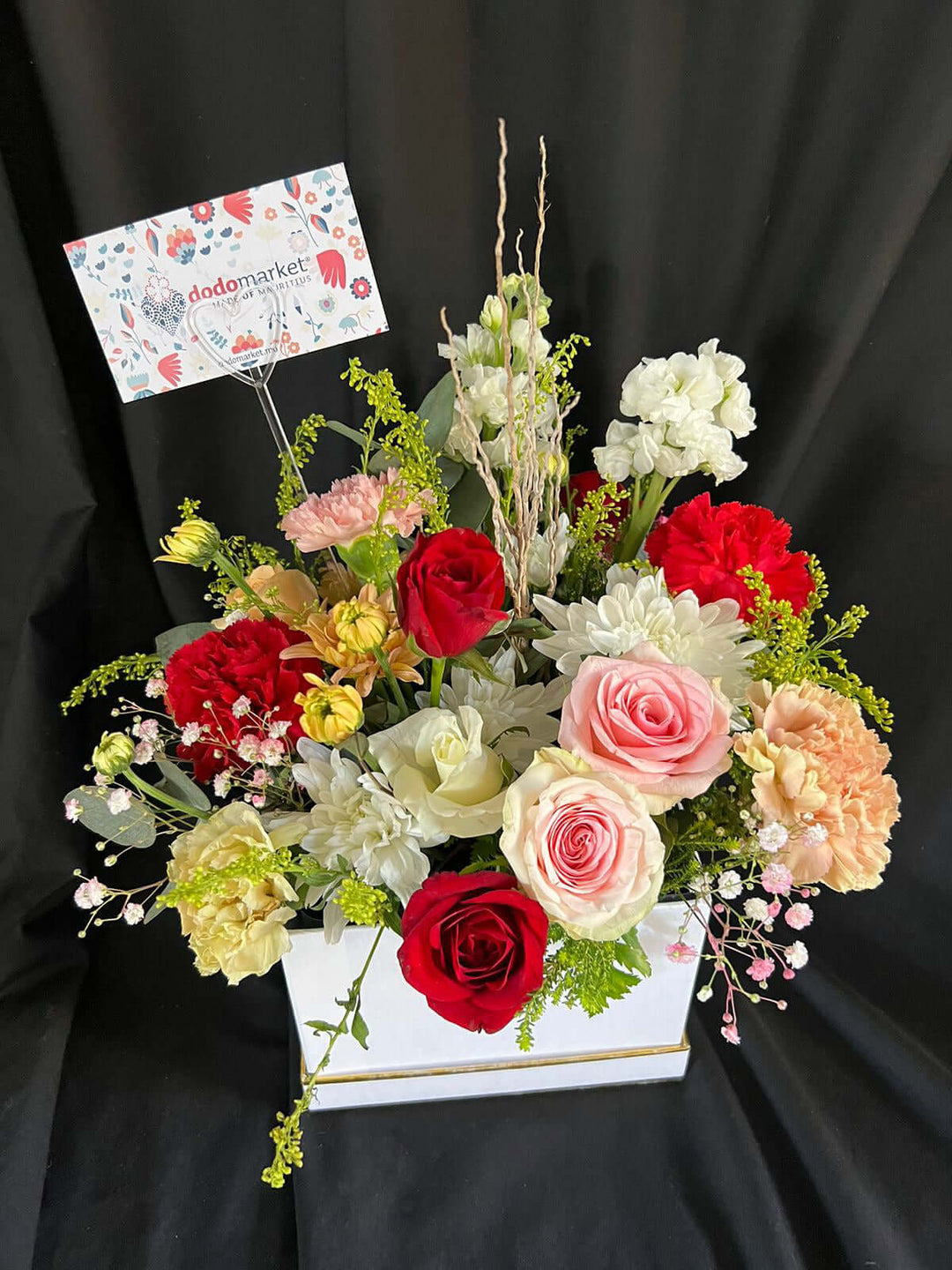 Mixed-imported-Flower-Square-Box-Large-Vibrant-Touch-DodoMarket-delivery-Mauritius