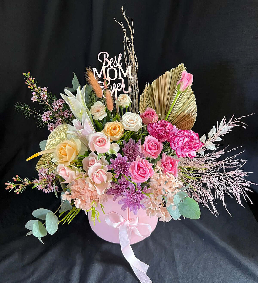 Mothers-Day-Special-Flower-Mix-in-Box-DodoMarket-delivery-Mauritius