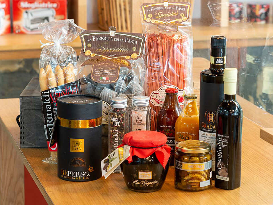 Italian-Food-Hamper-Gourmet-Selection-DodoMarket-Delivery-Mauritius