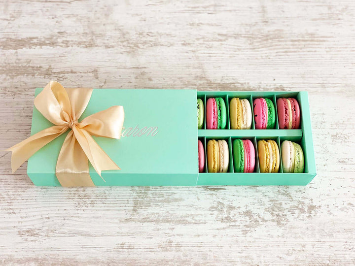 Macarons Gift Box - Tropical Island - DodoMarket delivery Mauritius