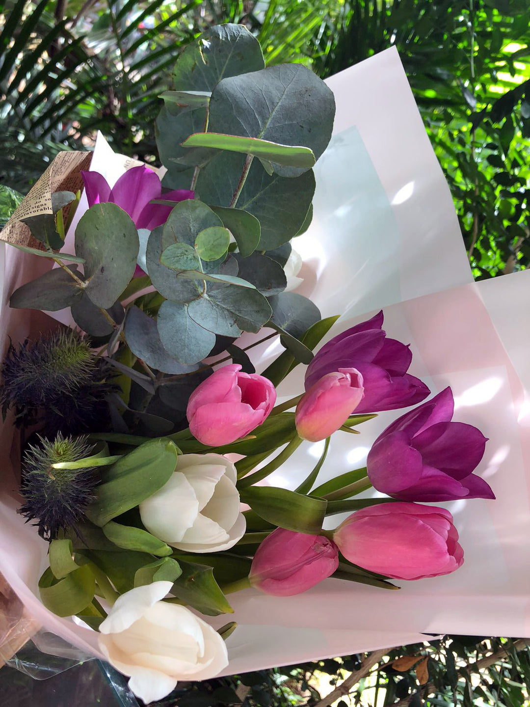 10-Tulips-Bouquet-Mellow-Chime-DodoMarket-delivery-Mauritius