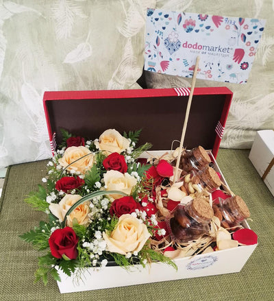 Alhadaya-Hamper-gift-box-Flowers-dates-nuts-DodoMarket-delivery-Mauritius