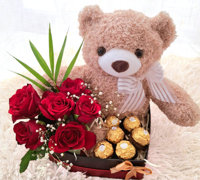 Bear-Hugs-Valentines-roses-Hamper-DodoMarket-delivery-Mauritius