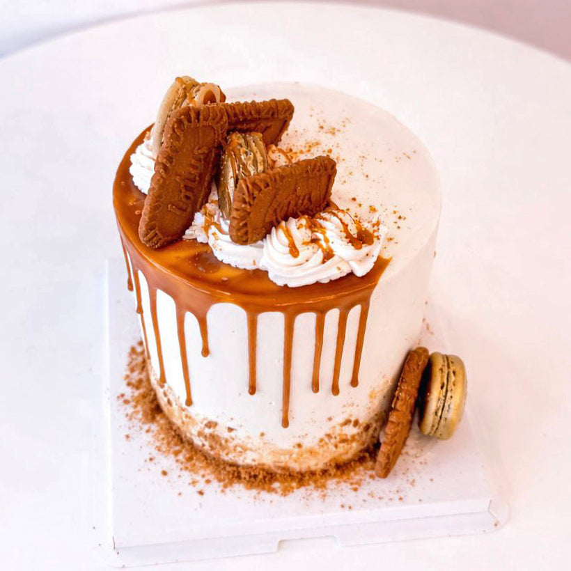 Biscoff-Birthday-Cake-top-DodoMarket-delivery-Mauritius