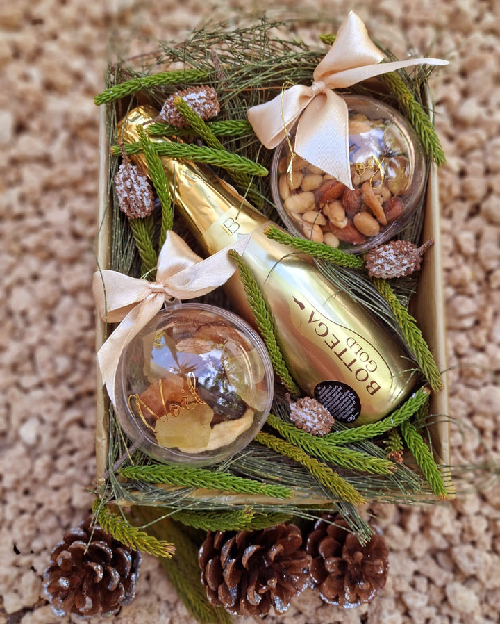 Bubbles-n-Baubles-Gift-Box-Personalized-DodoMarket-delivery-Mauritius