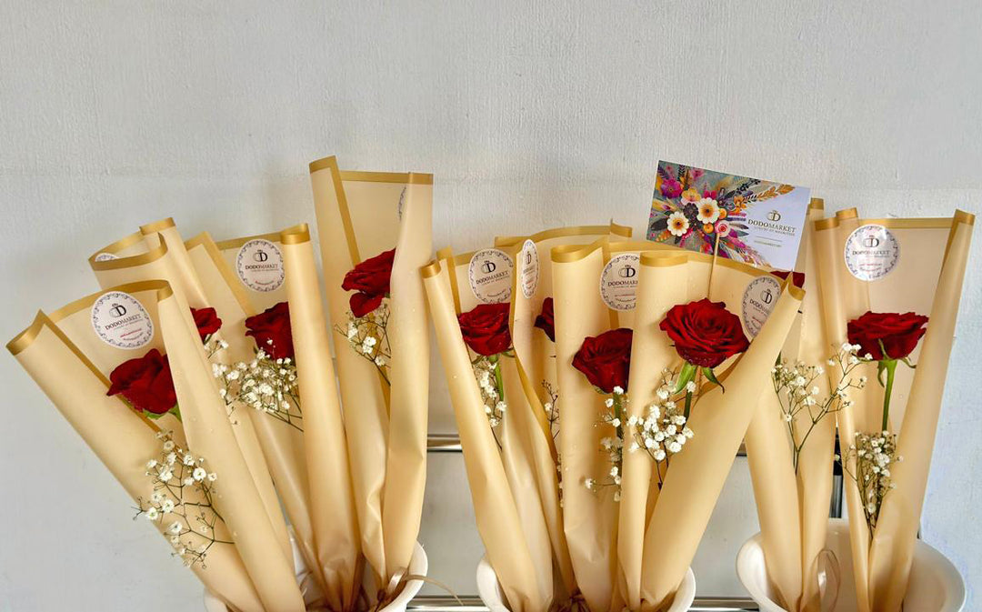 Bulk-of-Single-Rose-Wrap-getting-ready-DodoMarket-delivery-Mauritius