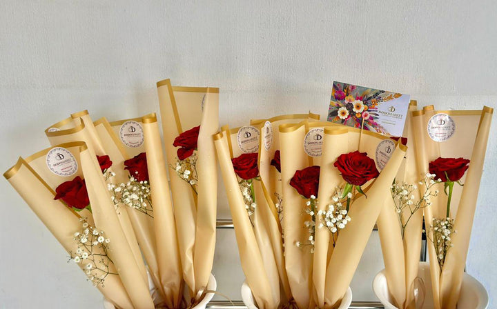 Bulk-of-Single-Rose-Wrap-getting-ready-DodoMarket-delivery-Mauritius