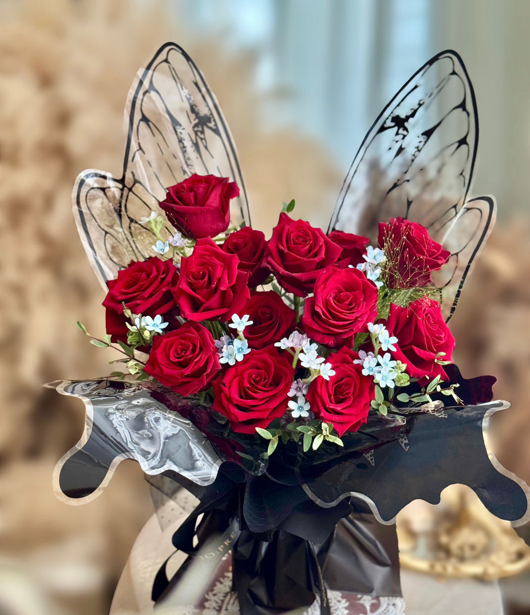 Butterfly-Dream-Roses-Bouquet-DodoMarket-delivery-Mauritius