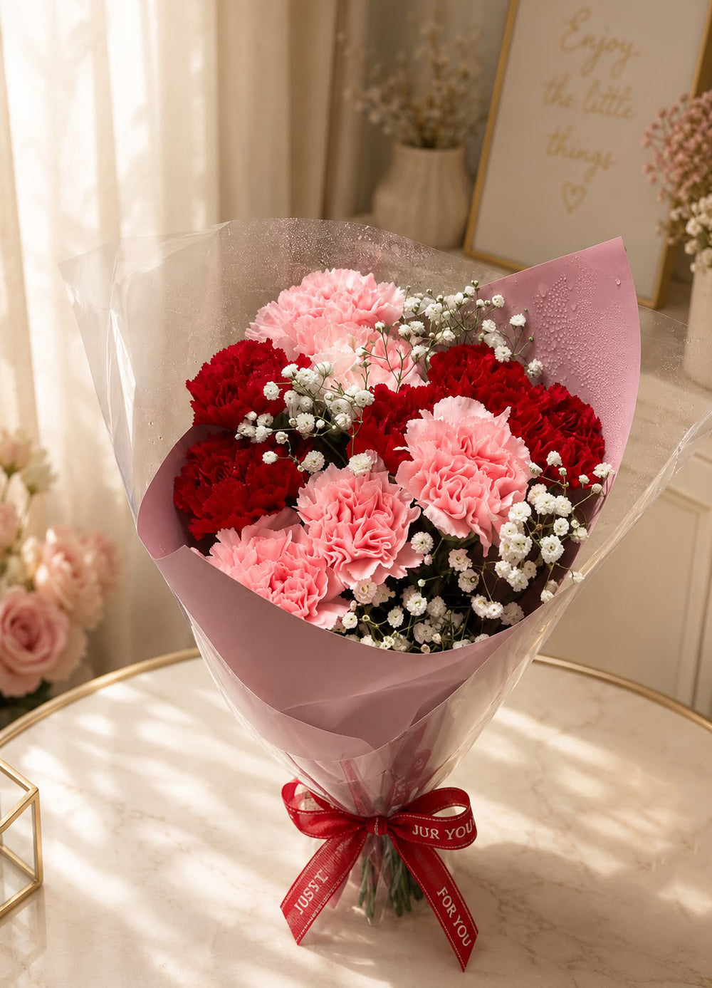 Carnation-Kiss-bouquet-interior-DodoMarket-delivery-Mauritius