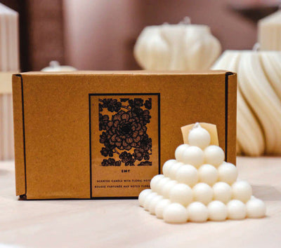 Charlotte-Skin-Sculptural-Scented-Candle-Emy-box-DodoMarket-delivery-Mauritius