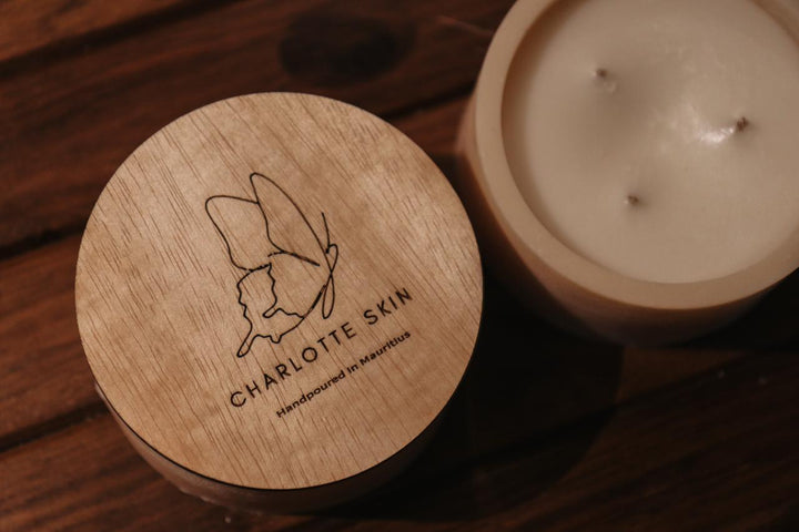 Charlotte-Skin-Timeless-Aura-Candle-Zen-Large-closer-DodoMarket-delivery-Mauritius