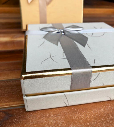 Chocolate-Box-Silver-bow-corporate-Gift-DodoMarket-Delivery-Mauritius