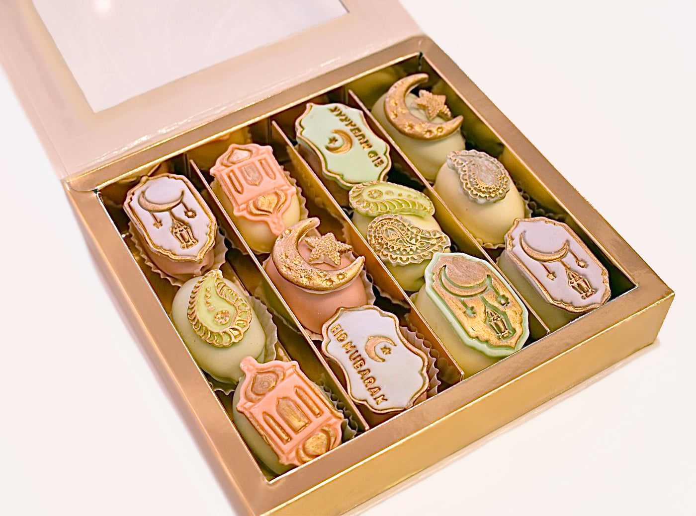 Chocolate-Date-gift-Box-Eid-decor-opened-Dodomarket-delivery-Mauritius