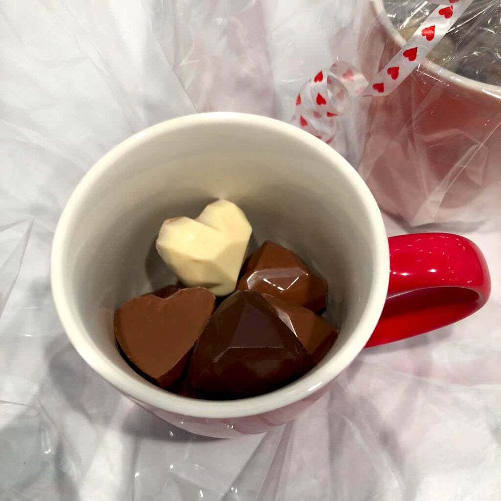 Chocolate-Love-Mugs-inside-DodoMarket-delivery-Mauritius