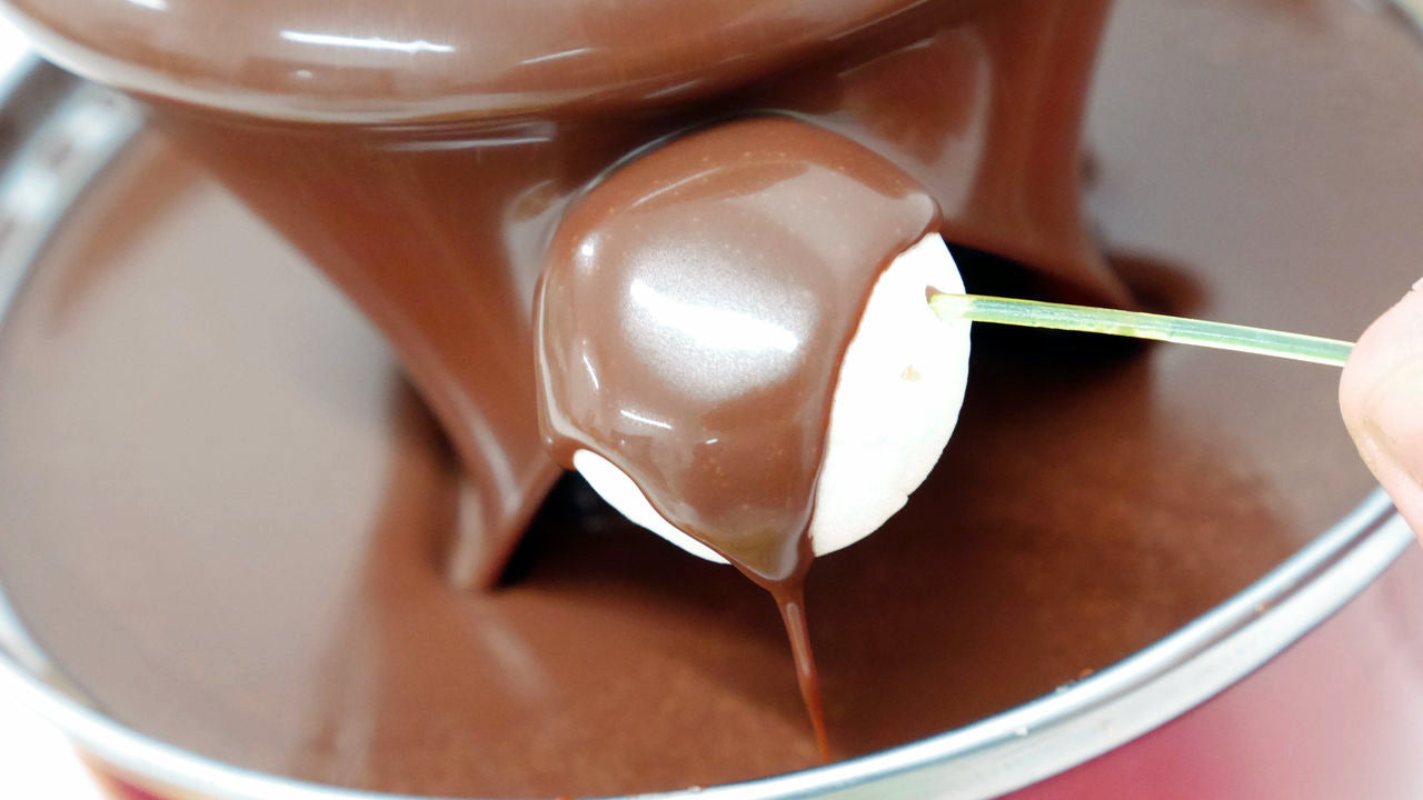    Chocolate-fondue-rent-marshmallow--kids-parties-DodoMarket-Mauritius