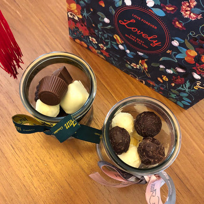 Chocolate-open-jars-assorti-Delice-Gift-Bag-DodoMarket-Delivery-Mauritius