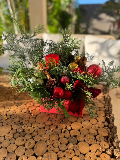 Christmas-Decorative-Gift-arrangement-Dodomarket-delivery-Mauritius