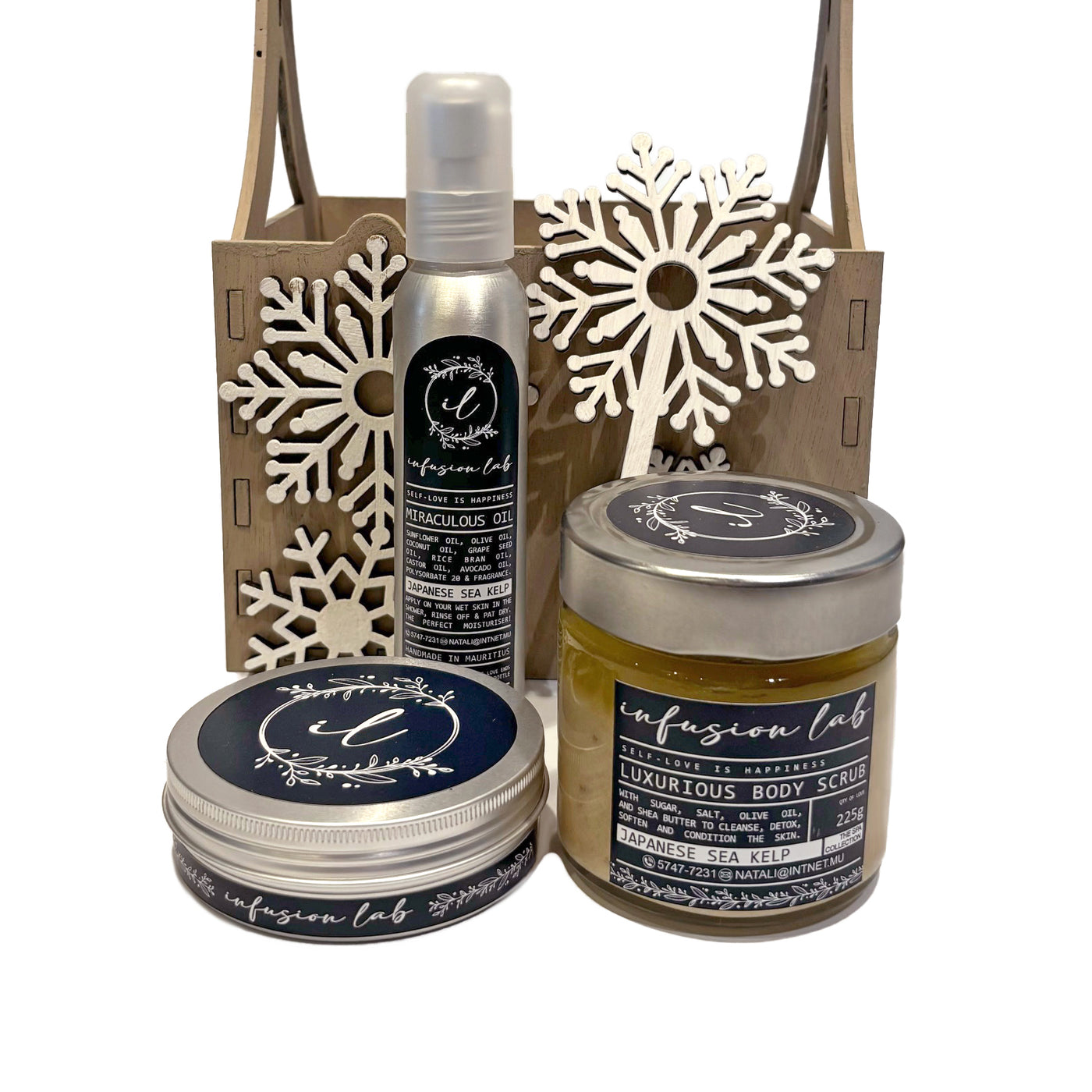 Christmas-Snowflake-Basket-Skincare-products-closer-Gift-DodoMarket-delivery-Mauritius