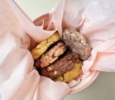 Cookies-in-a-gift-box-Dodomarket-delivery-Mauritius