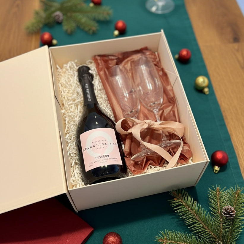 Copenhagen-Sparkling-tea-gift-box-on-table-DodoMarket-delivery-Mauritius