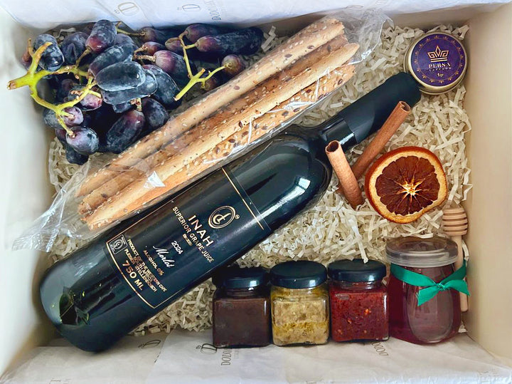 Crimson-Indulgence-Food-Hamper-Merlot-DodoMarket-delivery-Mauritius