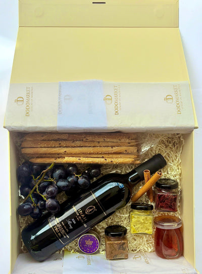 Crimson-Indulgence-Food-Wine-Red-Hamper-DodoMarket-delivery-Mauritius