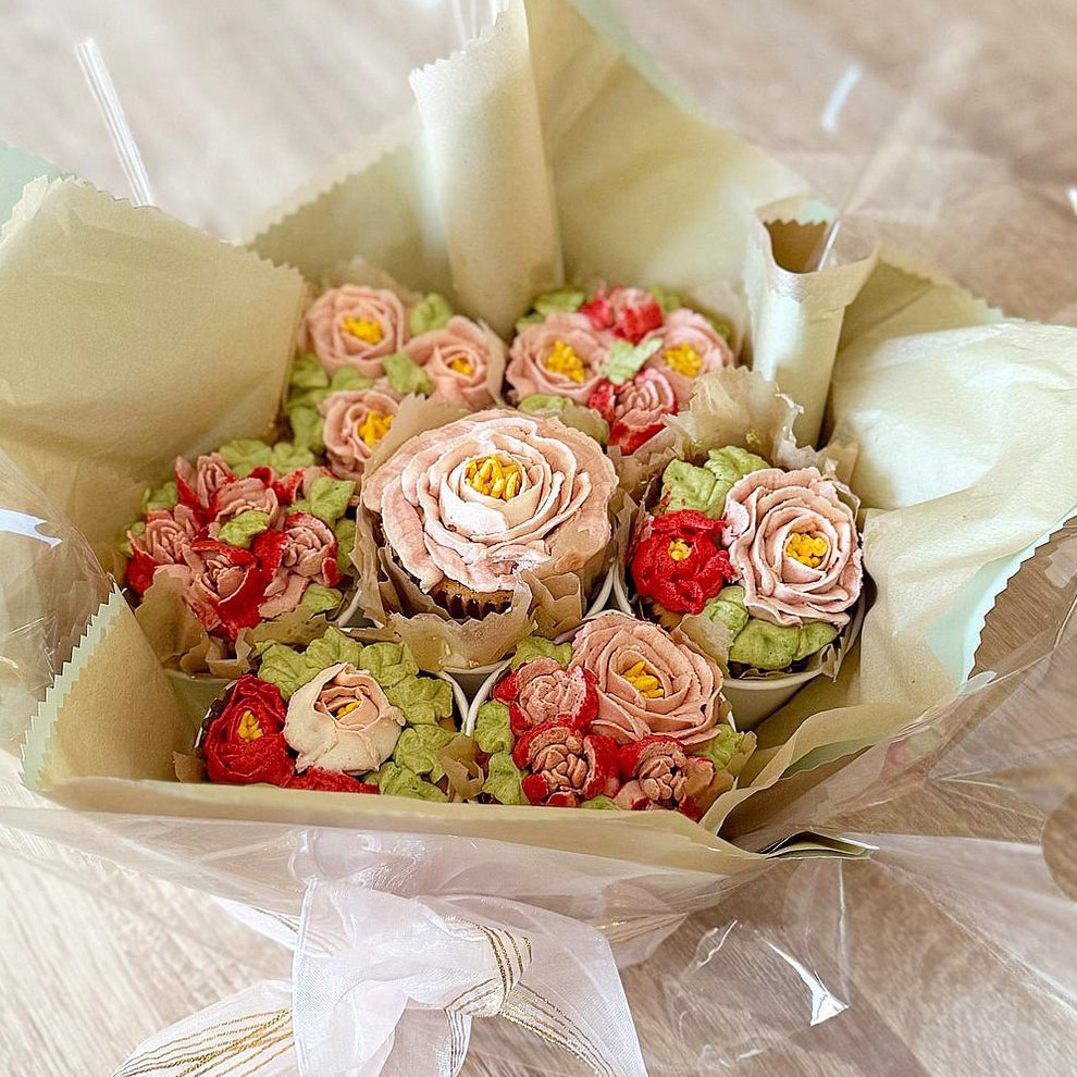 Cupcake-Bouquet-Floral-Smaller-Valentines-DodoMarket-delivery-Mauritius-Eid