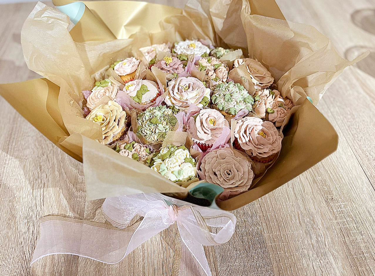 Cupcakes-Bouquet-Floral-Large-19-pcs-DodoMarket-delivery-Mauritius