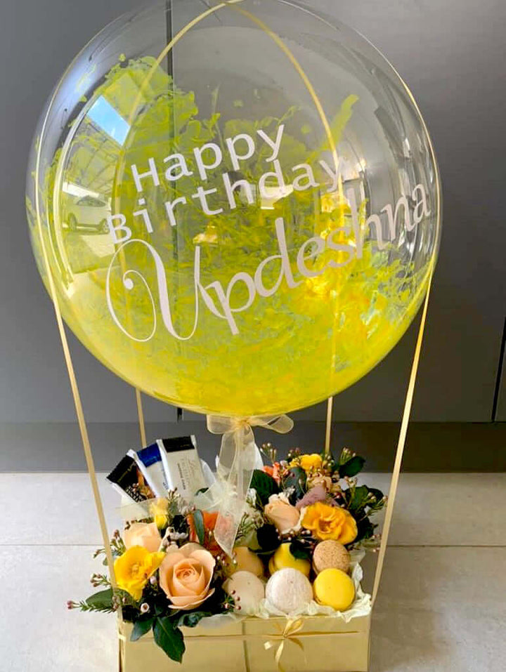 Customised-Balloon-Floral-Sweets-Box-Paint-DodoMarket-delivery-Mauritius