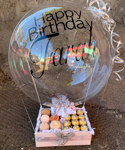 Customised-Balloon-golden-sweets-Macarons-Chocos-Box-DodoMarket-delivery-Mauritius