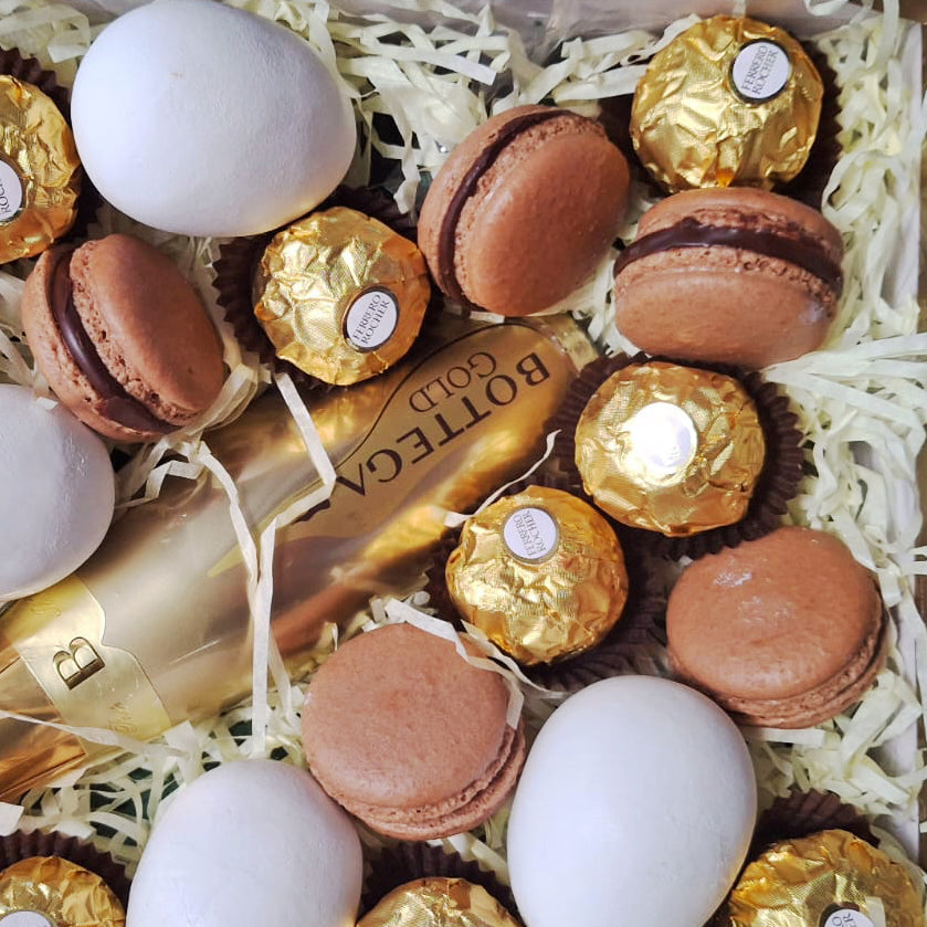 Easter-Chocolate-Box-Bubbles-closer-DodoMarket-delivery-Mauritius