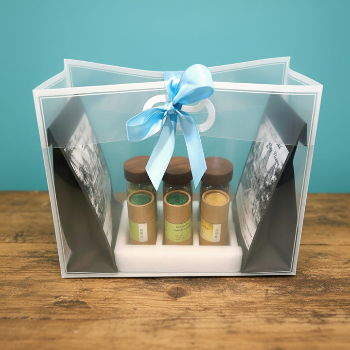 Essences-of-Mauritius-Hamper-Deluxe-in-gift-bag-DodoMarket-delivery-Mauritius