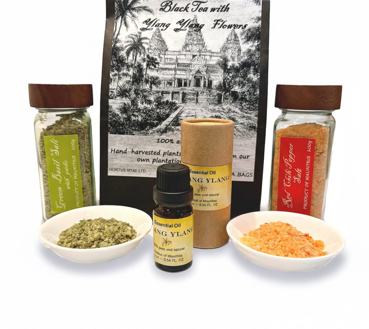 Essences-of-Mauritius-Hamper-Island-Touch-closer-original-DodoMarket-delivery-Mauritius