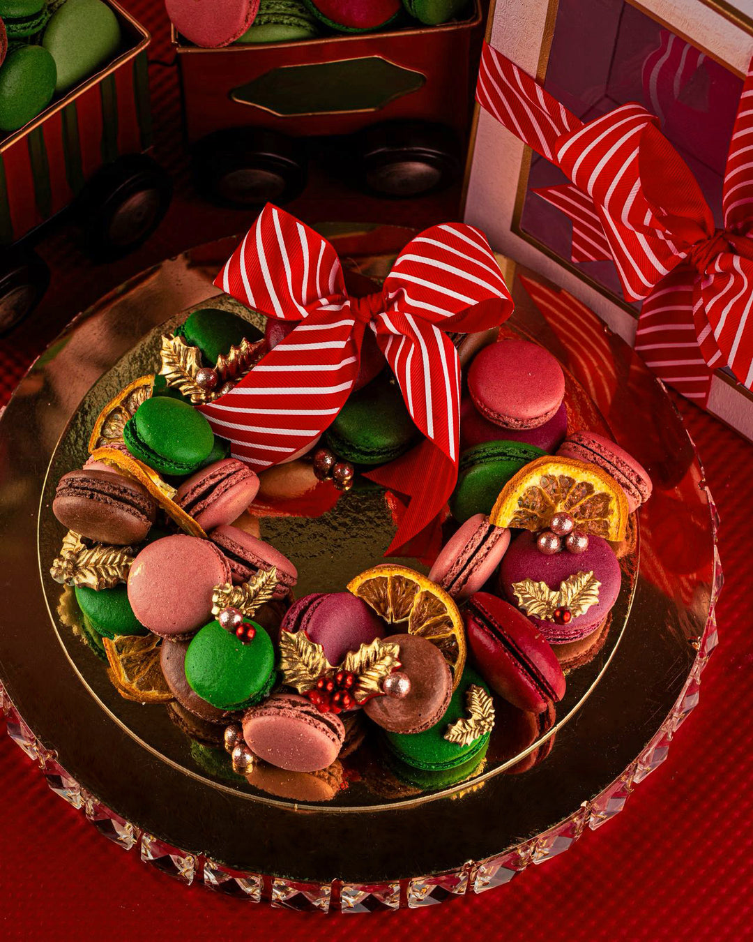 Festive-Macaron-Wreath-DodoMarket-delivery-Mauritius