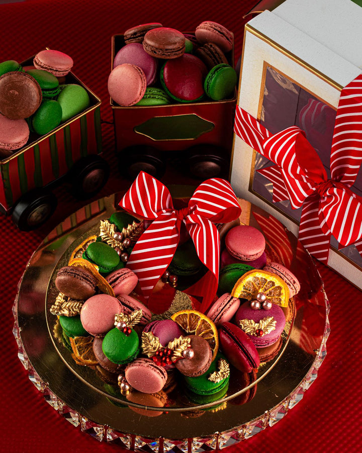 Festive-Macaron-Wreath-table-DodoMarket-delivery-Mauritius