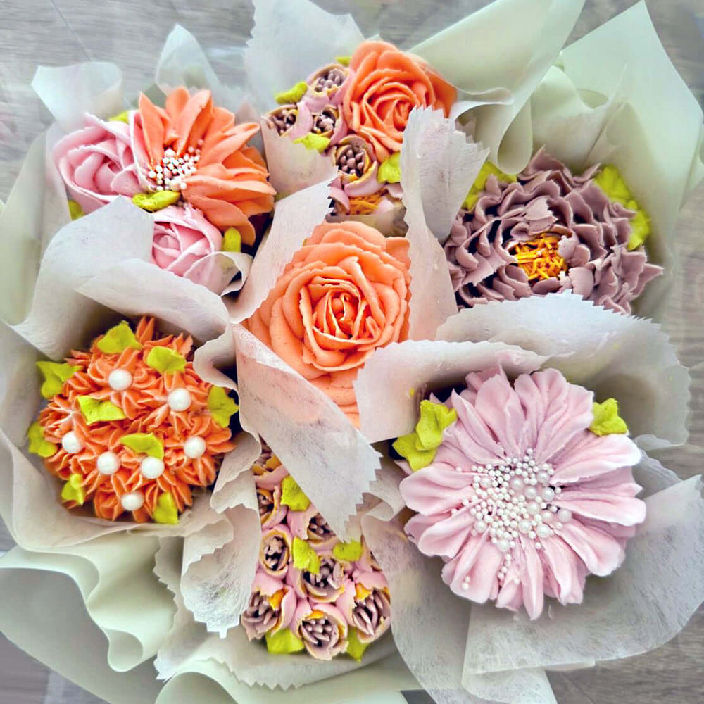 Floral-Cupcakes-Bouquet-7-orange-DodoMarket-delivery-Mauritius