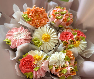Floral-Cupcakes-Bouquet-small-closeup-DodoMarket-delivery-Mauritius