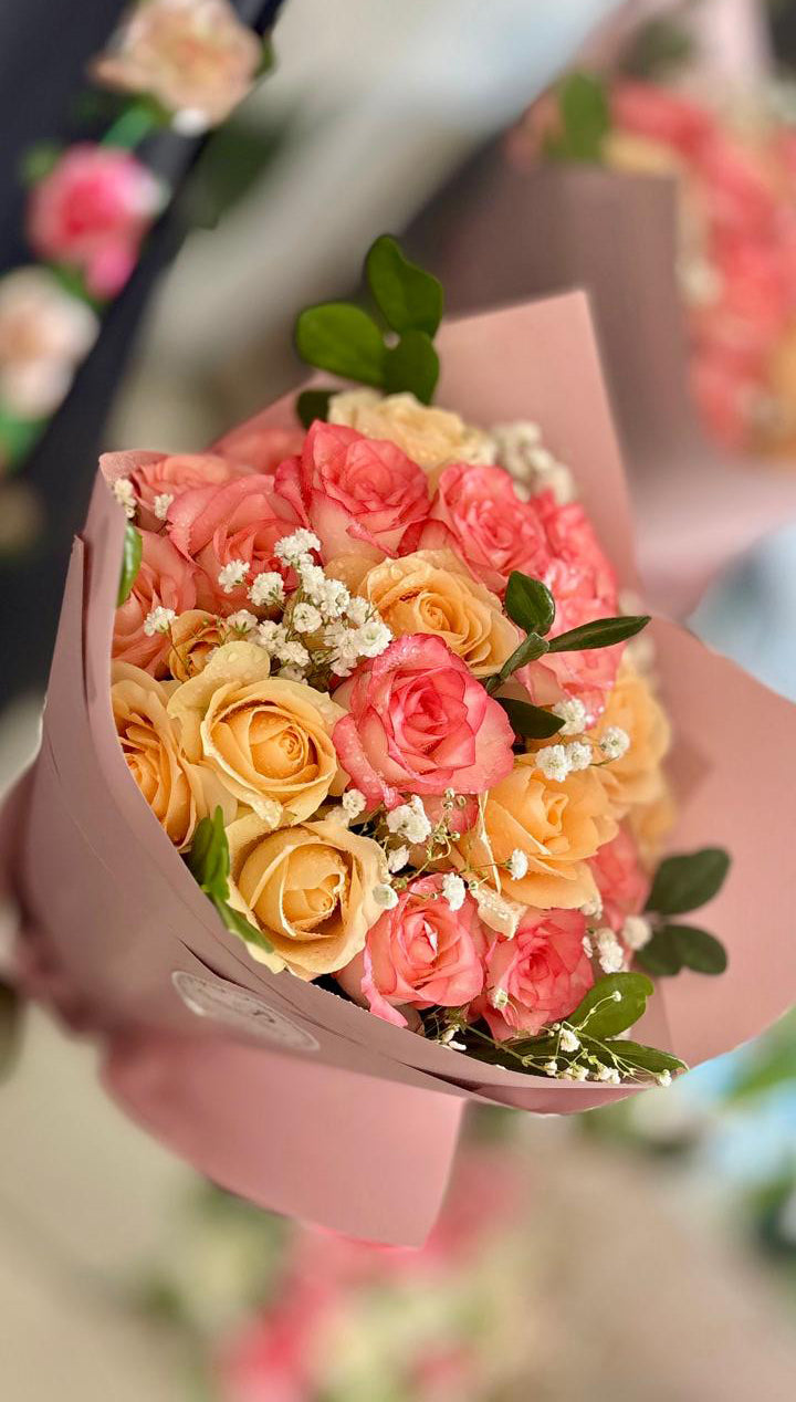 Flower-shop-online-Roses-delivery-Mauritius-DodoMarket