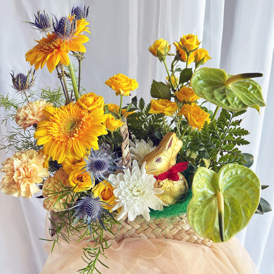 Flowers-Bouquet-Easter-Bunny-closer-DodoMarket-delivery-Mauritius