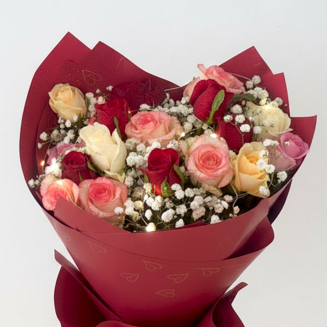Gilded-Roses-Bouquet-LED-Closer-DodoMarket-delivery-Mauritius