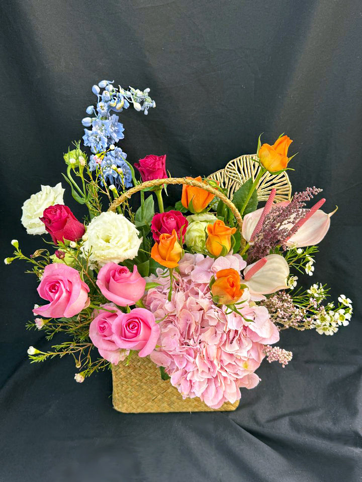 Golden-Horizon-Flower-Basket-Medium-DodoMarket-delivery-Mauritius