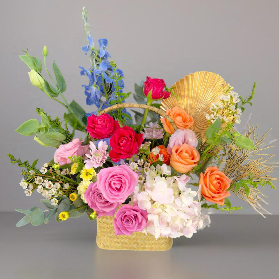 Golden-Horizon-Flower-Basket-closer-DodoMarket-delivery-Mauritius