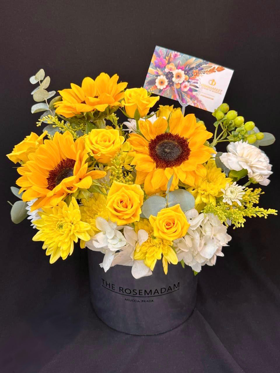 Golden-Radiance-sunflower-box-L-DodoMarket-delivery-Mauritius