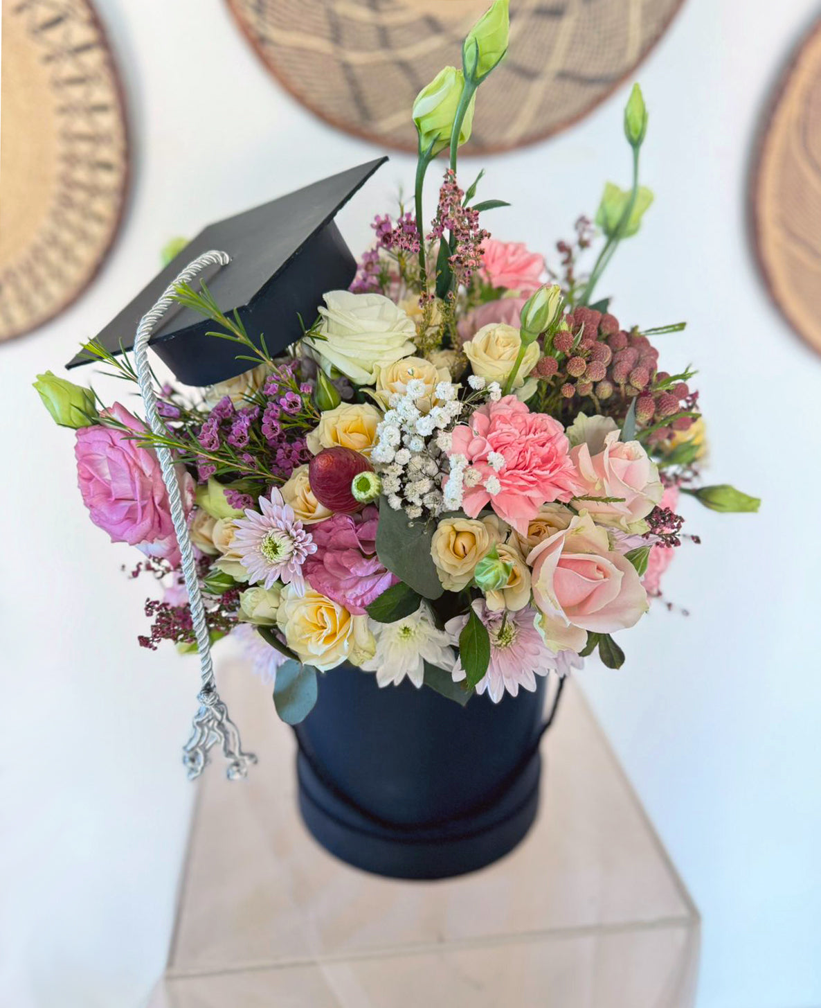 Graduation-Floral-Arrangement-Medium-DodoMarket-delivery-Mauritius