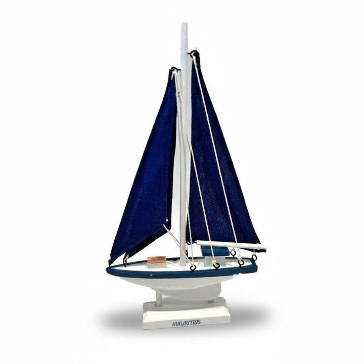 Handmade-ship-model-SailBoat-white-DodoMarket-delivery-Mauritius