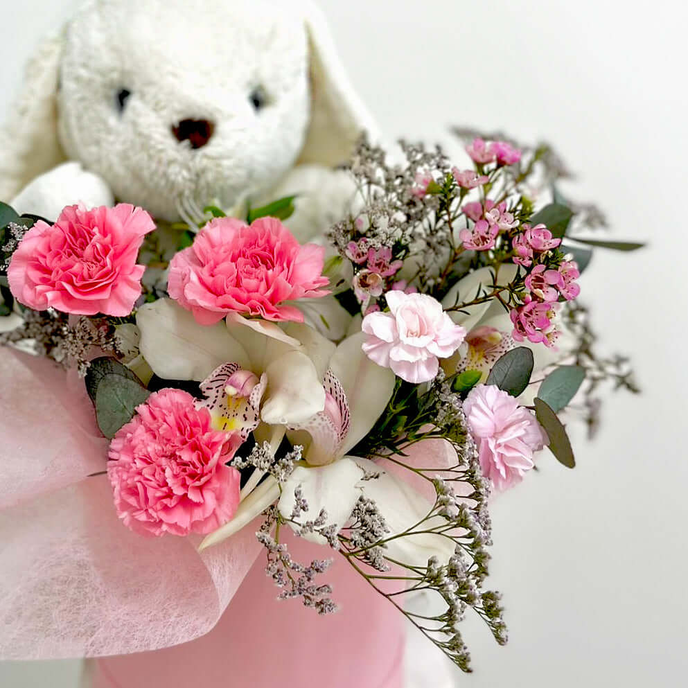 Hello-Baby-Child-Flower-Box-close-DodoMarket-delivery-Mauritius